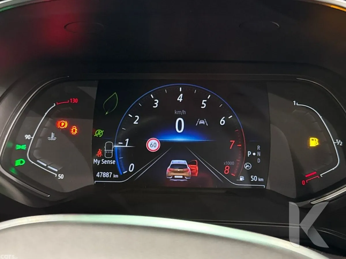 Renault Captur Hatchback, Petrol, 2022, Orange