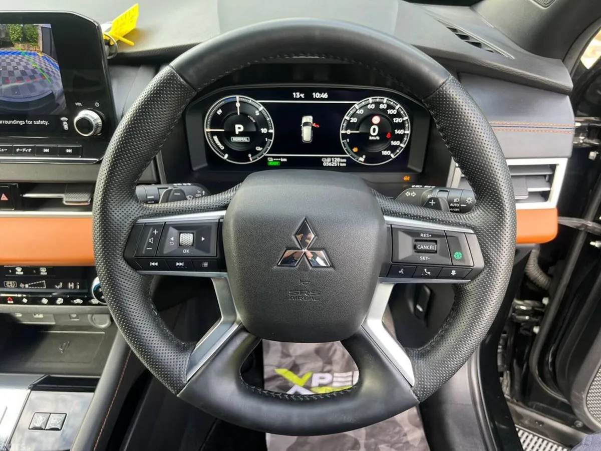 Mitsubishi Outlander SUV, Petrol Hybrid, 2023, Black