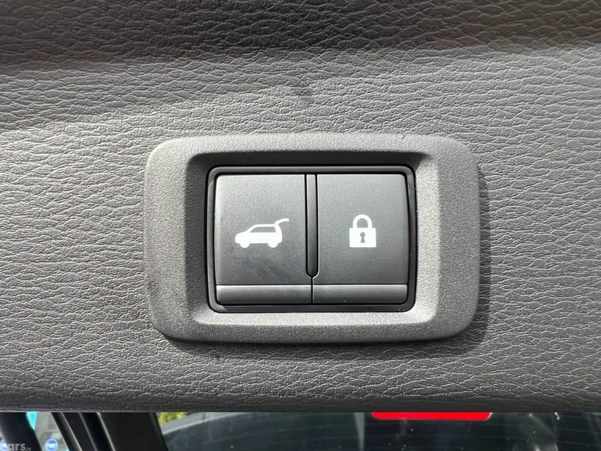 Mitsubishi Outlander SUV, Petrol Hybrid, 2023, Black