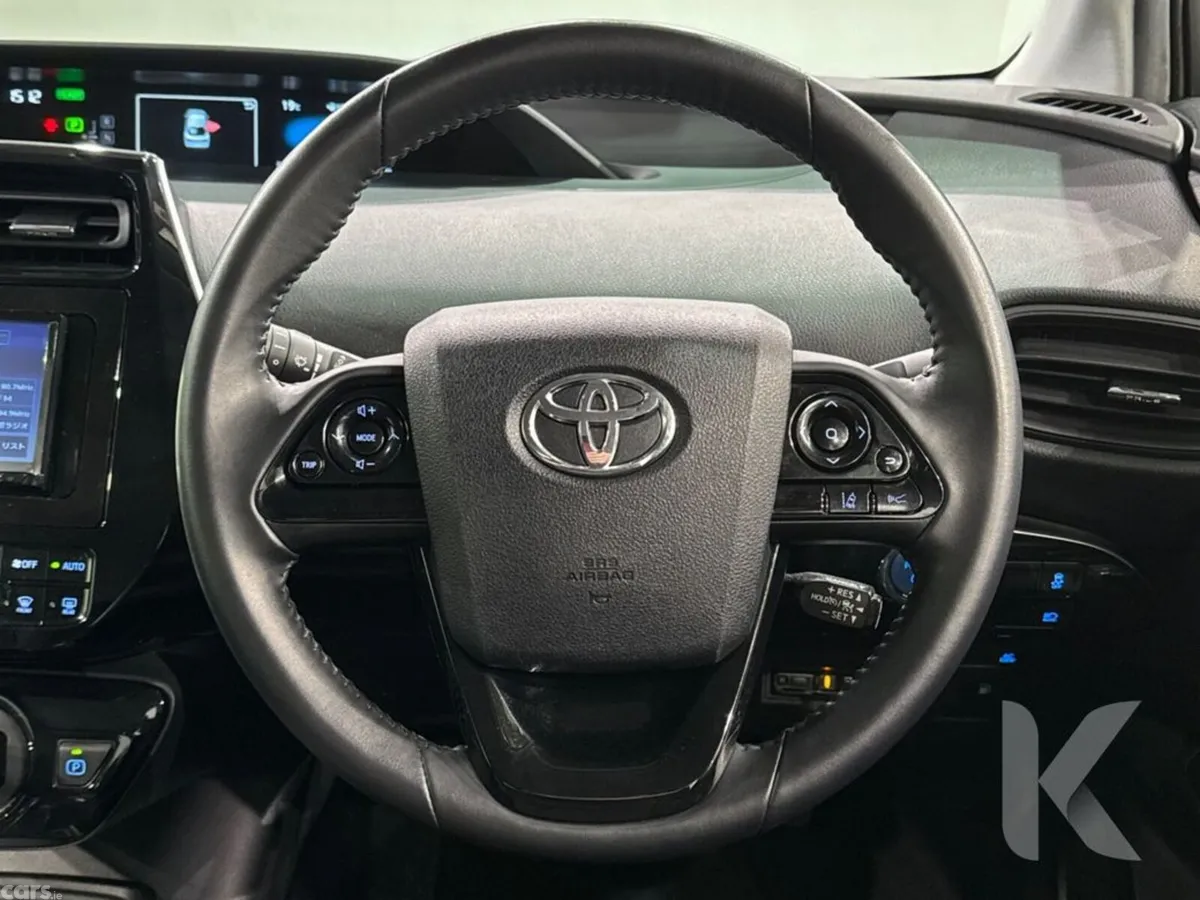 Toyota Prius Hatchback, Petrol Hybrid, 2021, White