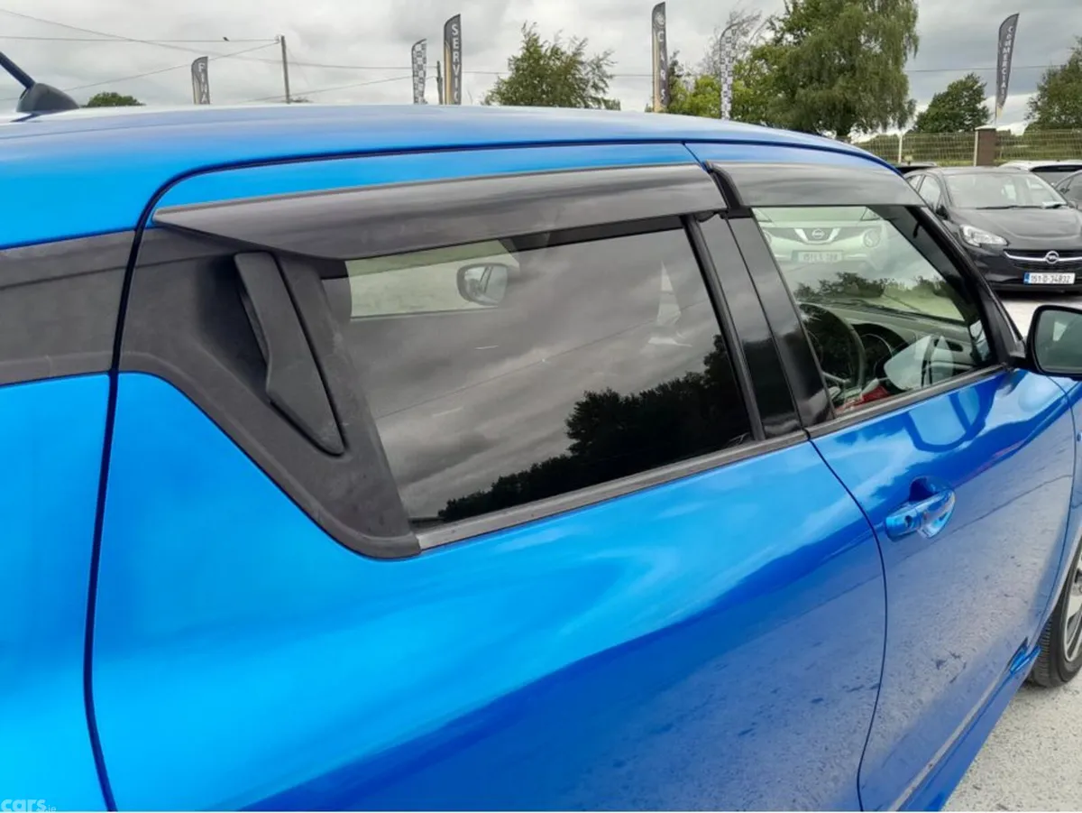 Suzuki Swift Hatchback, Petrol Hybrid, 2017, Blue
