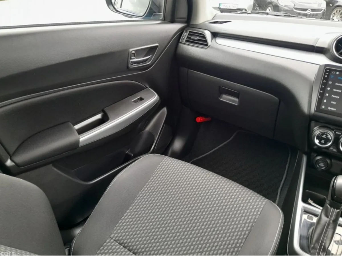 Suzuki Swift Hatchback, Petrol Hybrid, 2017, Blue