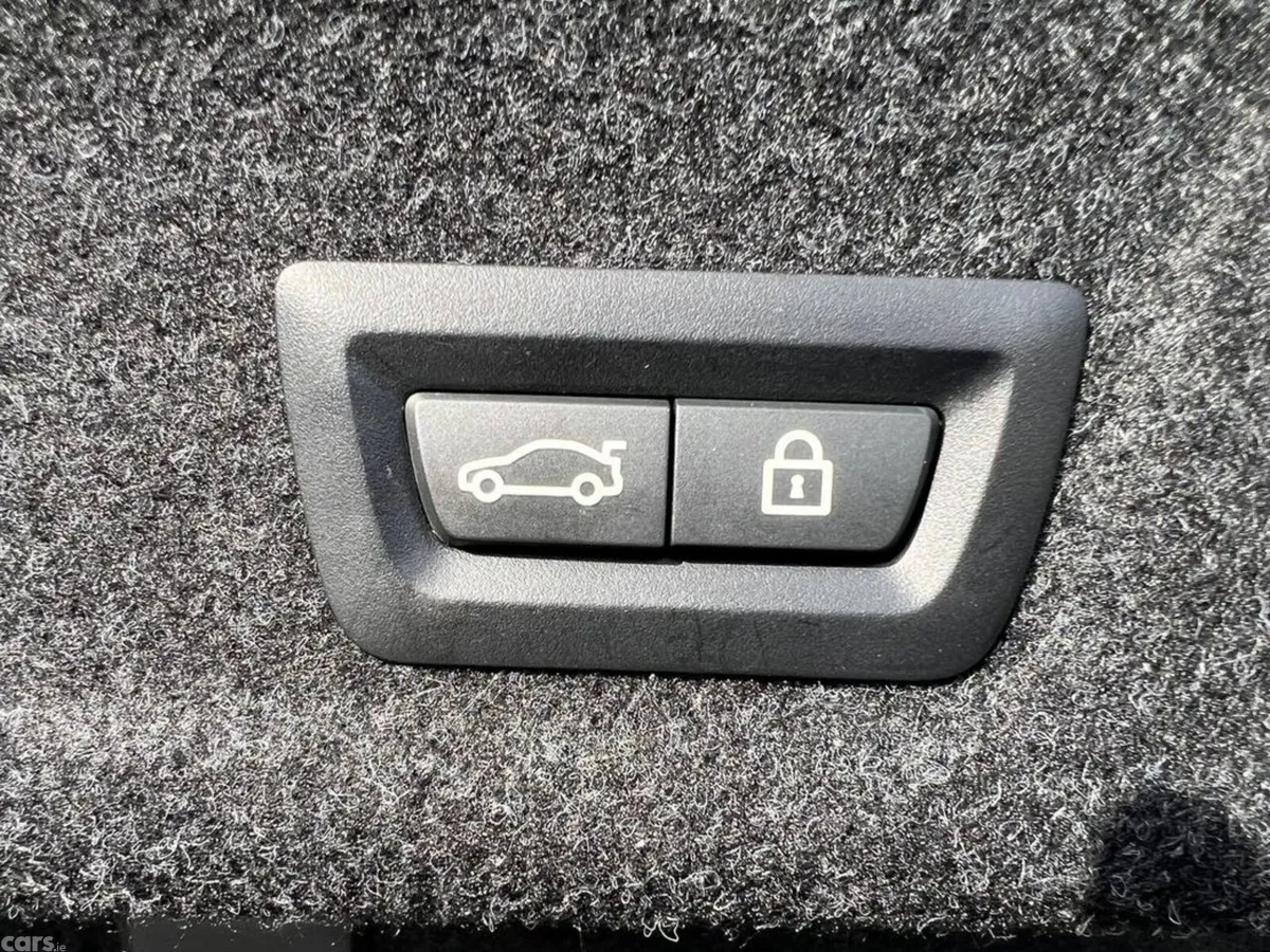 BMW 3-Series Saloon, Petrol Plug-in Hybrid, 2021, White