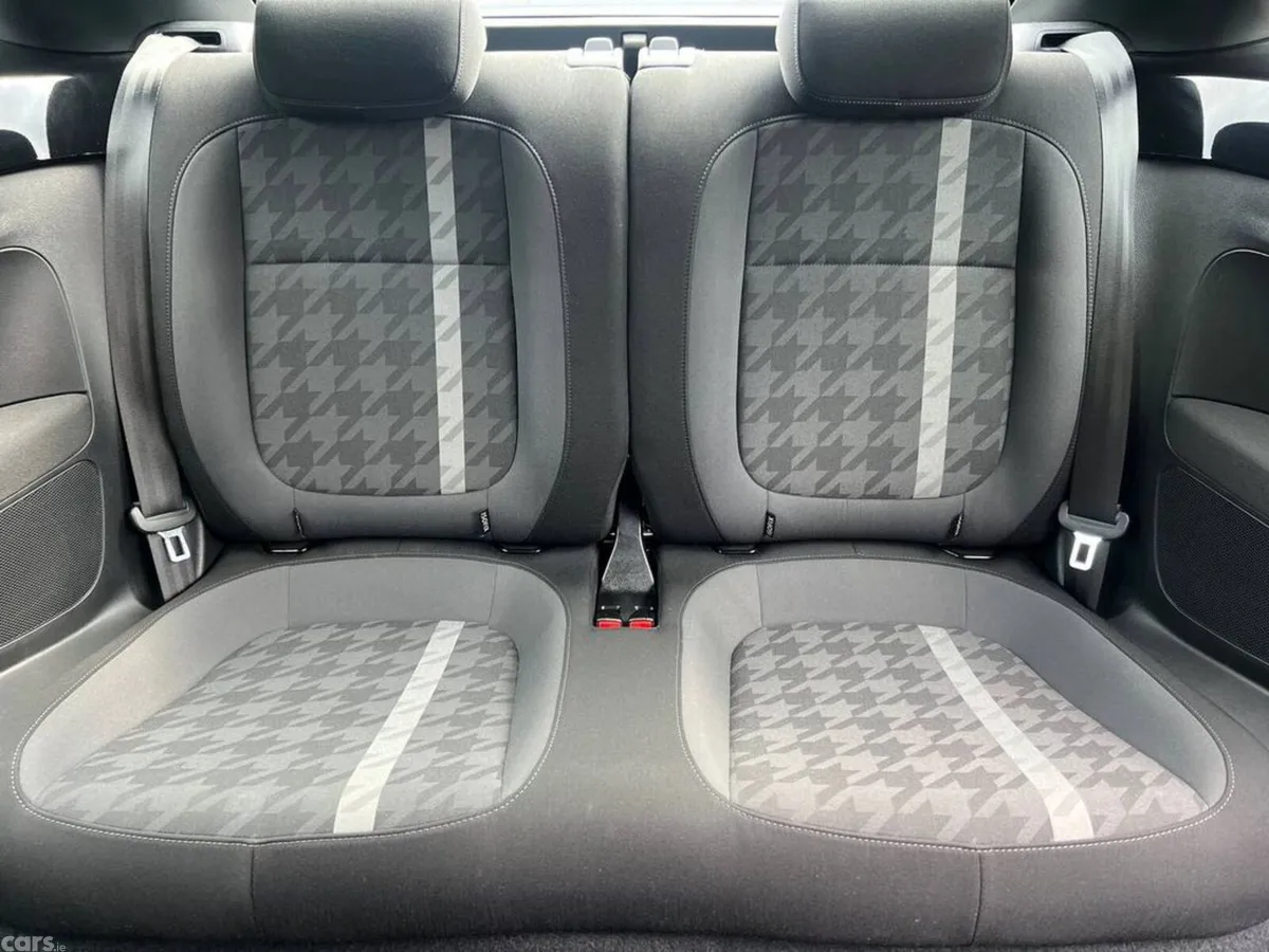 Volkswagen Beetle Hatchback, Petrol, 2017, Black