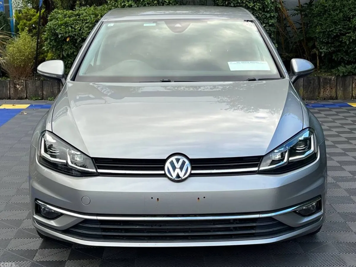 Volkswagen Golf Hatchback, Petrol, 2019, Grey