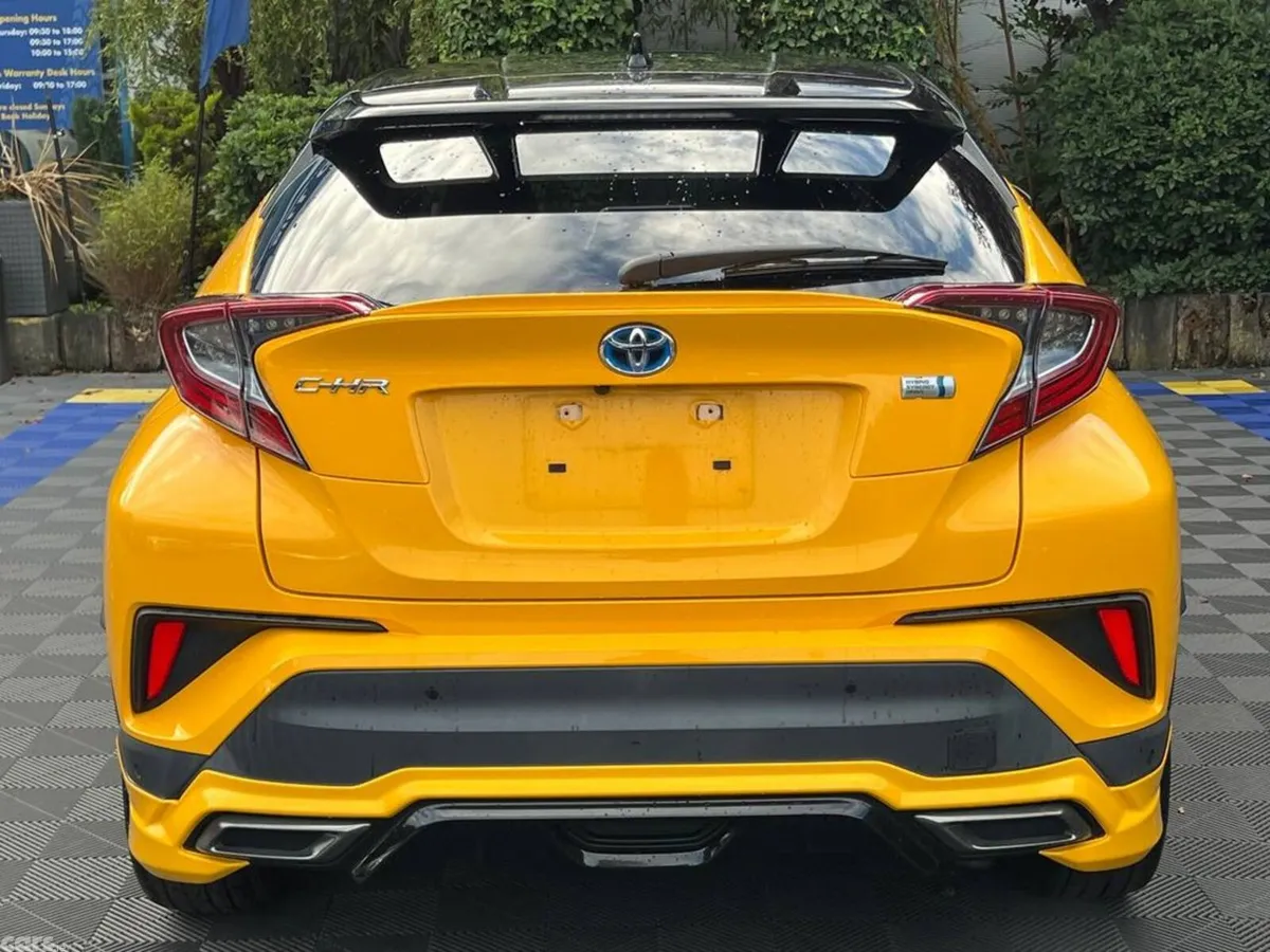 Toyota C-HR SUV, Petrol Hybrid, 2018, Orange