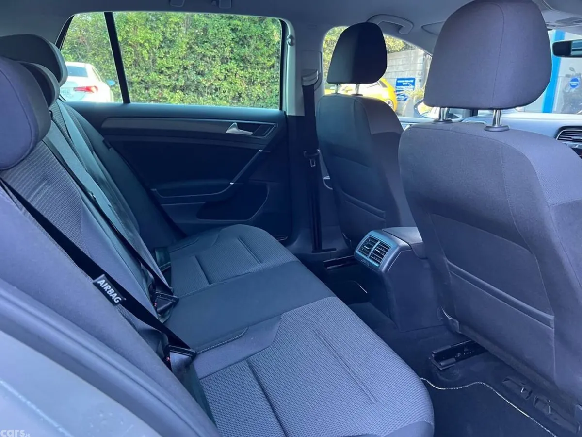 Volkswagen Golf Hatchback, Petrol, 2019, Grey