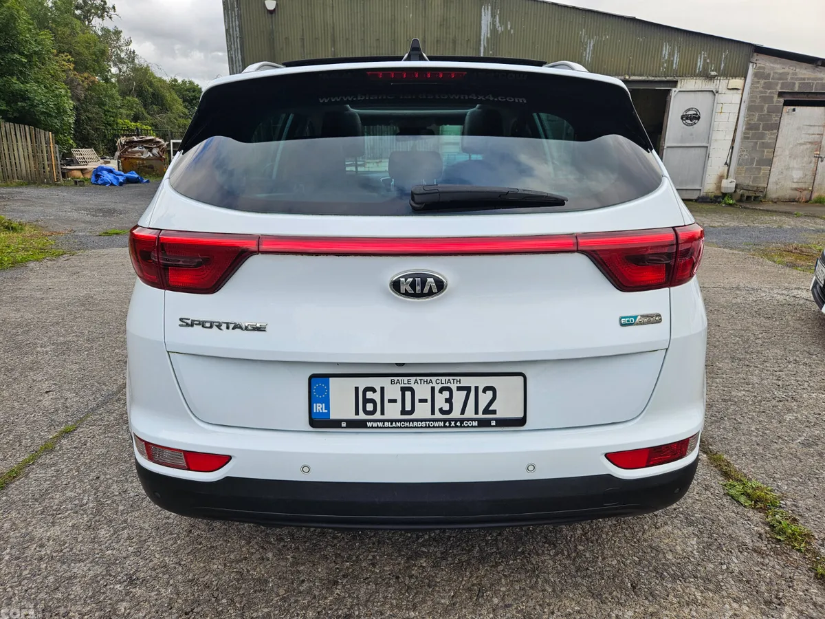 Kia Sportage SUV, Diesel, 2016, White