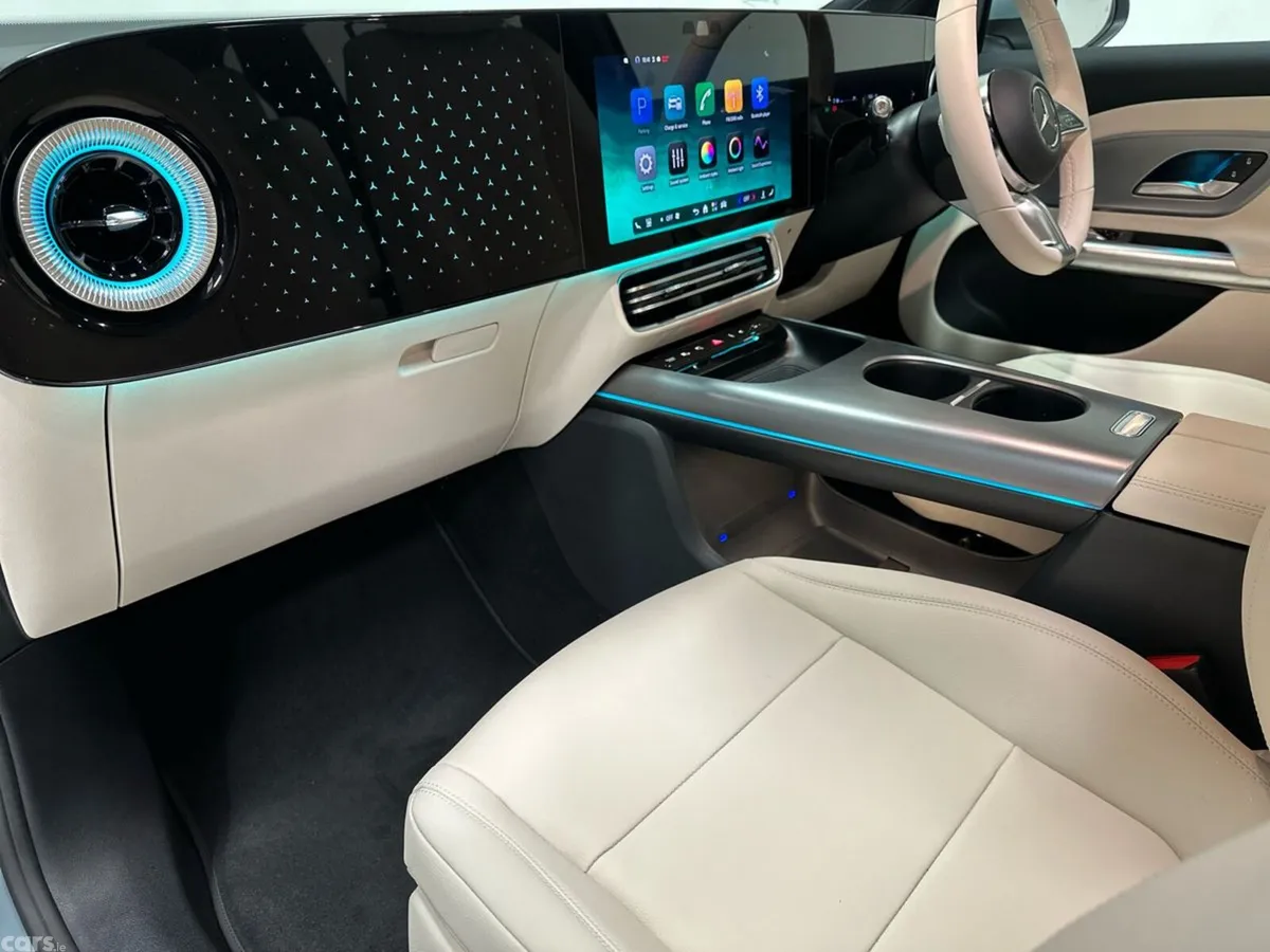 Mercedes-Benz GLB SUV, Electric, 2026, Blue