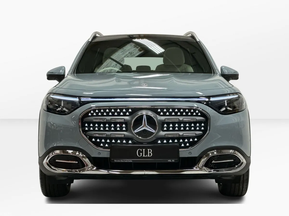 Mercedes-Benz GLB SUV, Electric, 2026, Blue