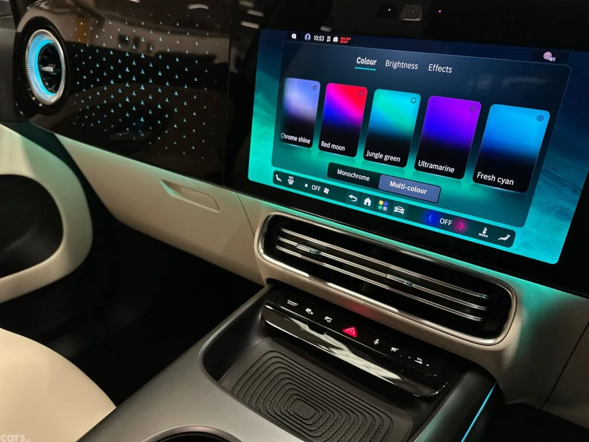 Mercedes-Benz GLB SUV, Electric, 2026, Blue