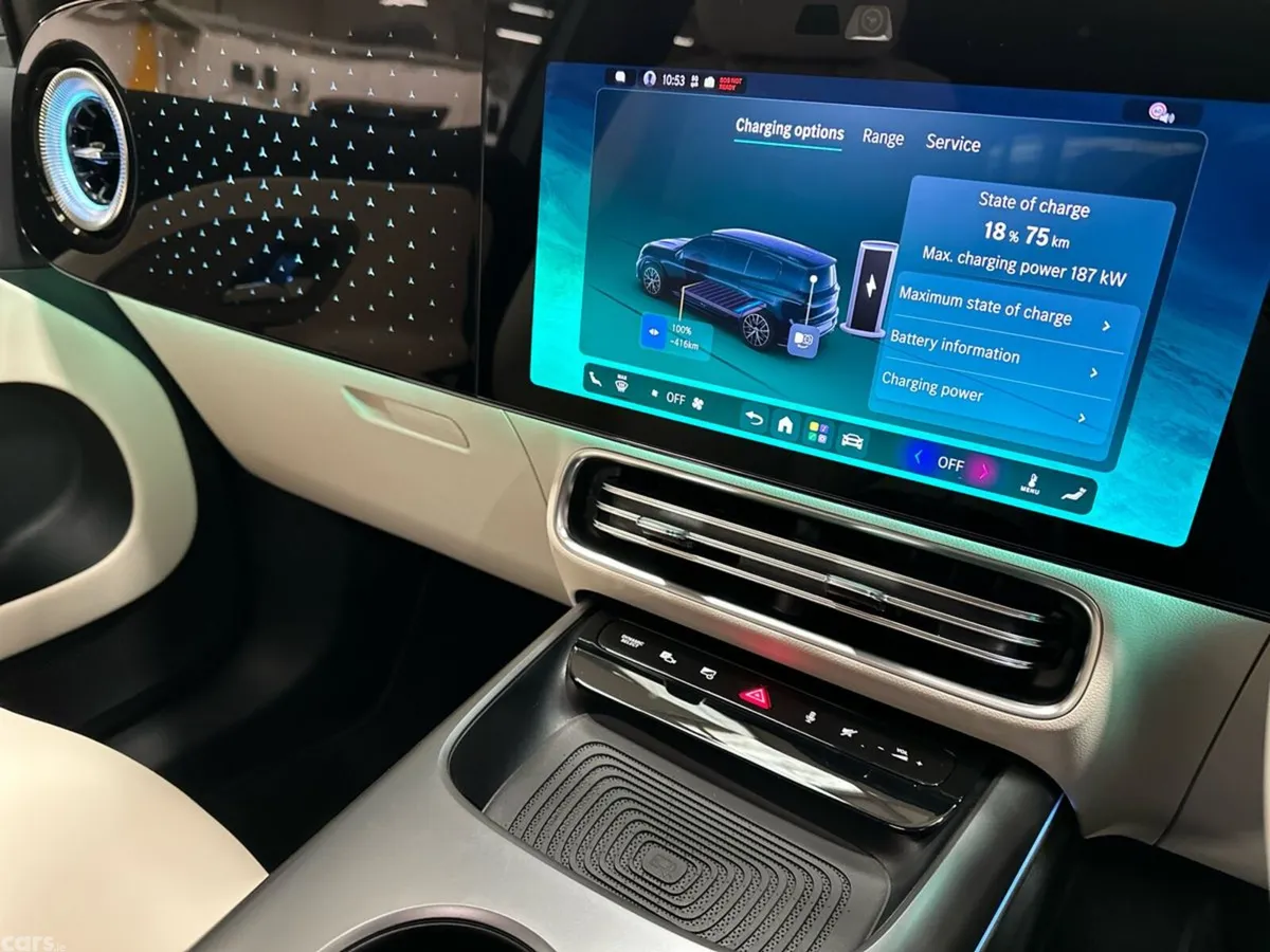Mercedes-Benz GLB SUV, Electric, 2026, Blue