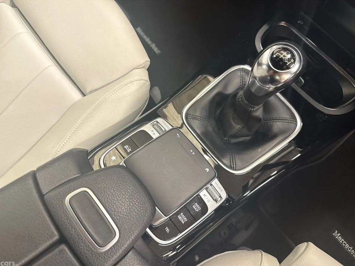 Mercedes-Benz A-Class Hatchback, Petrol, 2019, Black