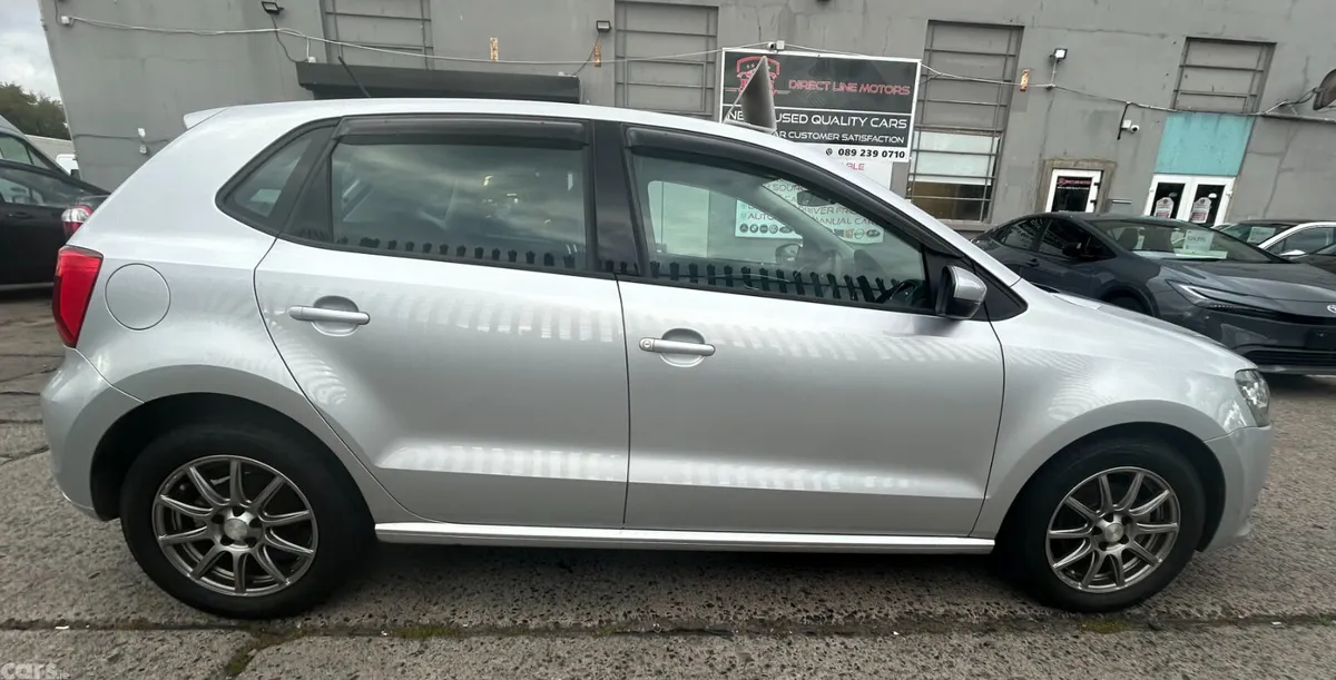 Volkswagen Polo Hatchback, Petrol, 2017, Silver