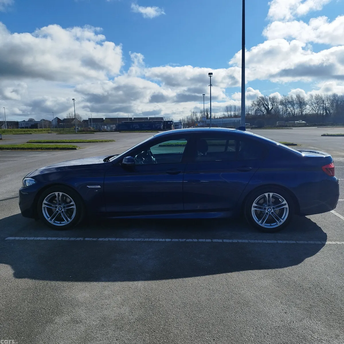 BMW 5-Series Saloon, Diesel, 2016, Blue