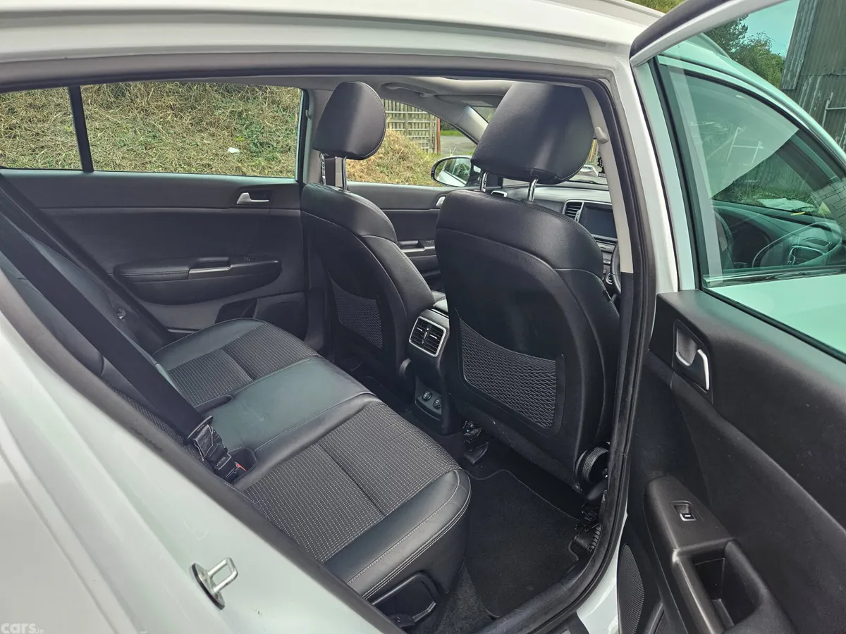 Kia Sportage SUV, Diesel, 2016, White