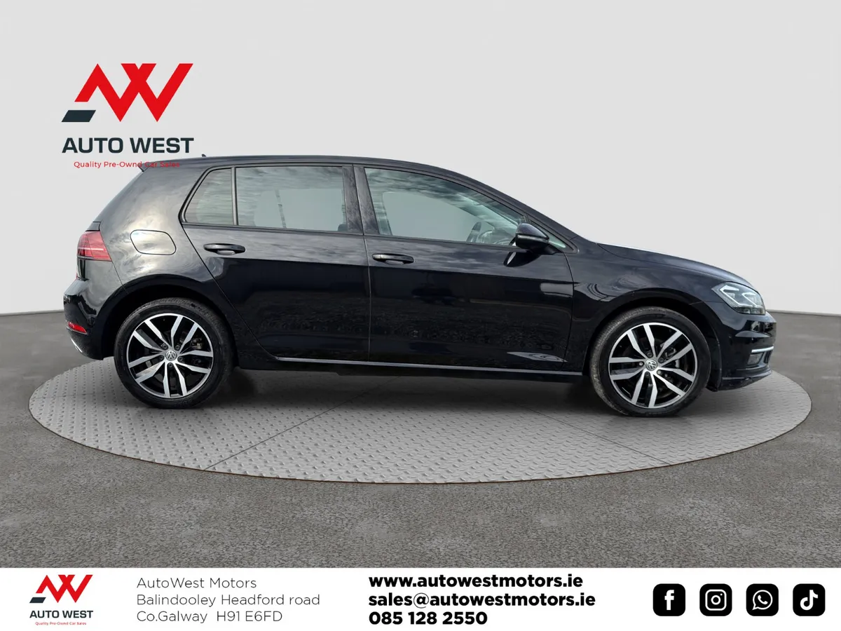 Volkswagen Golf Hatchback, Petrol, 2019, Black