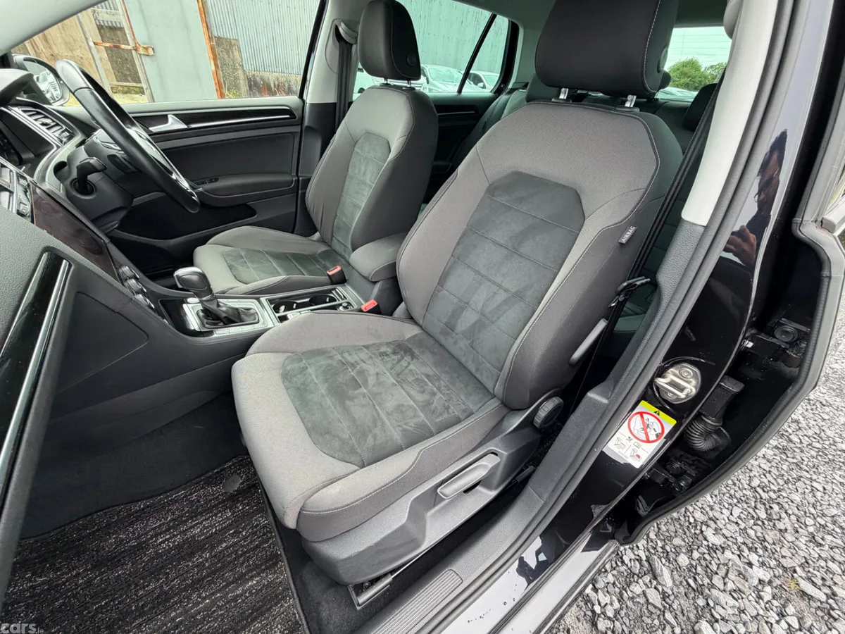 Volkswagen Golf Hatchback, Petrol, 2019, Black