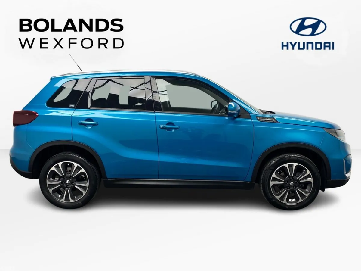 Suzuki Vitara SUV, Petrol, 2023, Blue