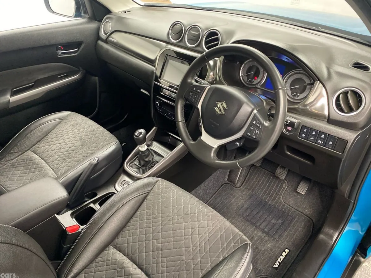 Suzuki Vitara SUV, Petrol, 2023, Blue