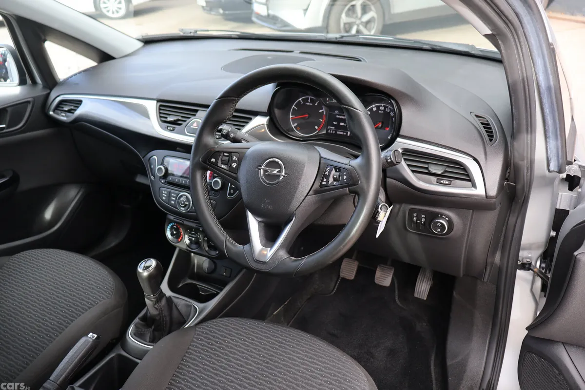 Opel Corsa Hatchback, Petrol, 2016, Silver