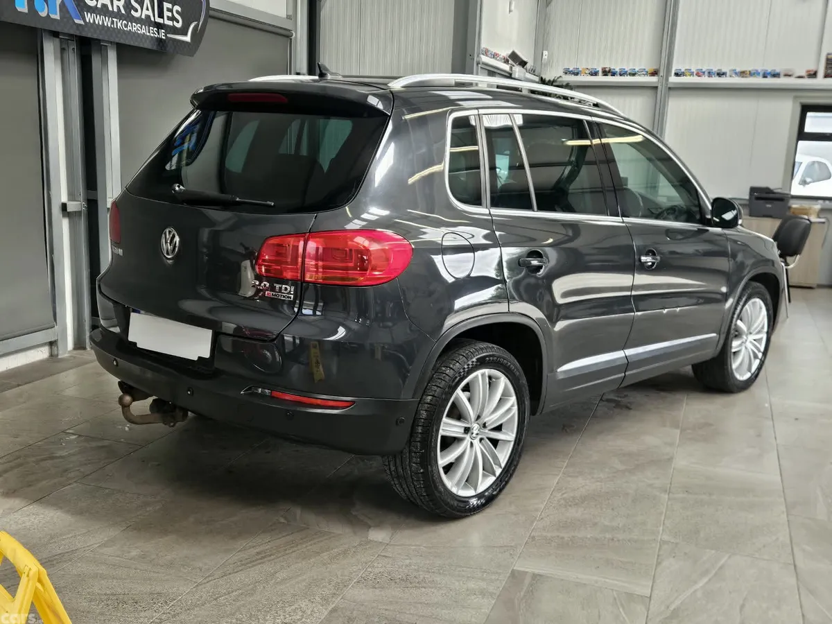 Volkswagen Tiguan SUV, Diesel, 2016, Grey