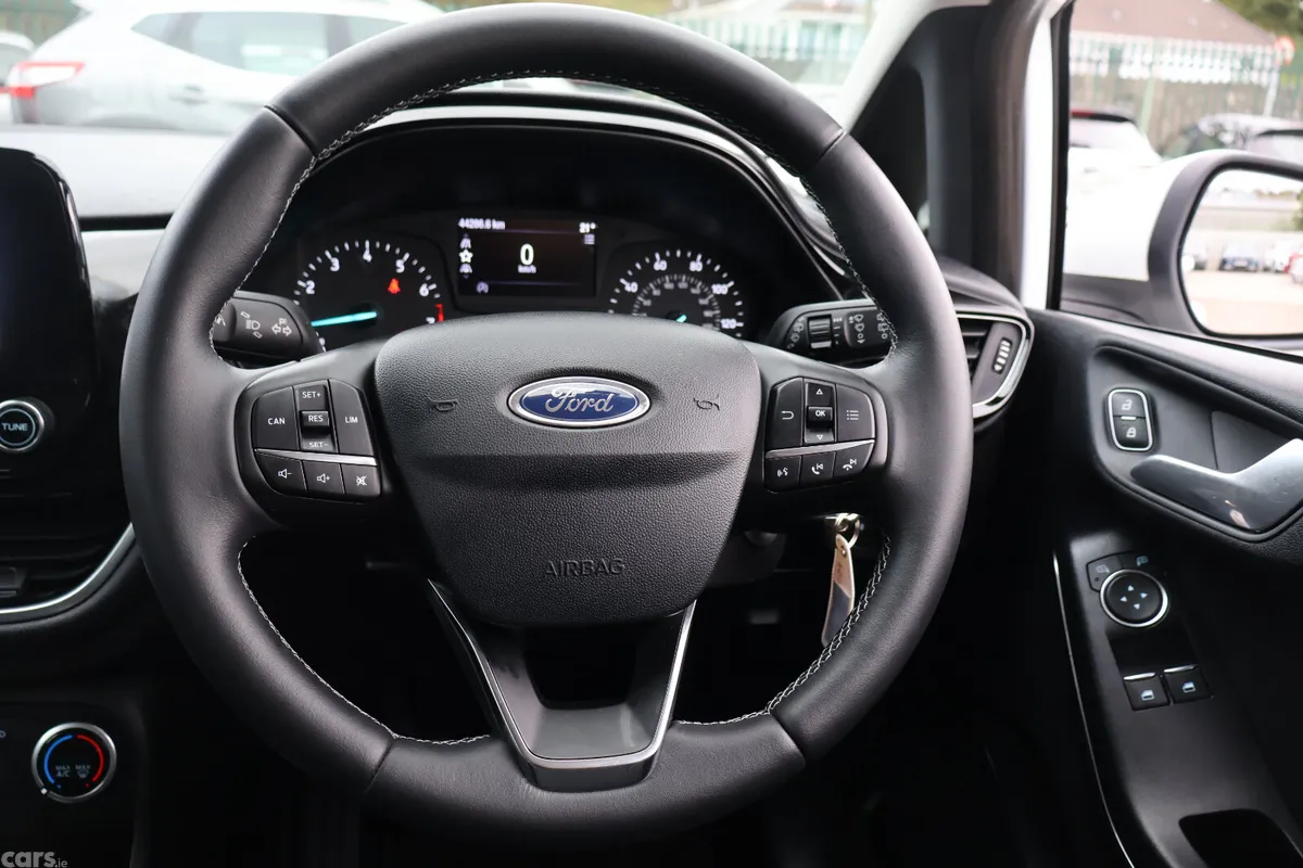 Ford Fiesta Hatchback, Petrol, 2018, White