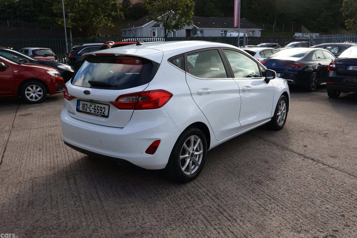 Ford Fiesta Hatchback, Petrol, 2018, White