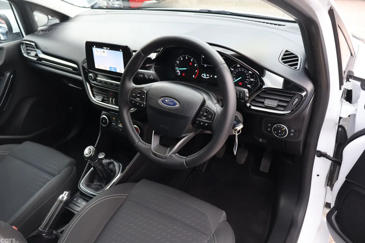Ford Fiesta Hatchback, Petrol, 2018, White