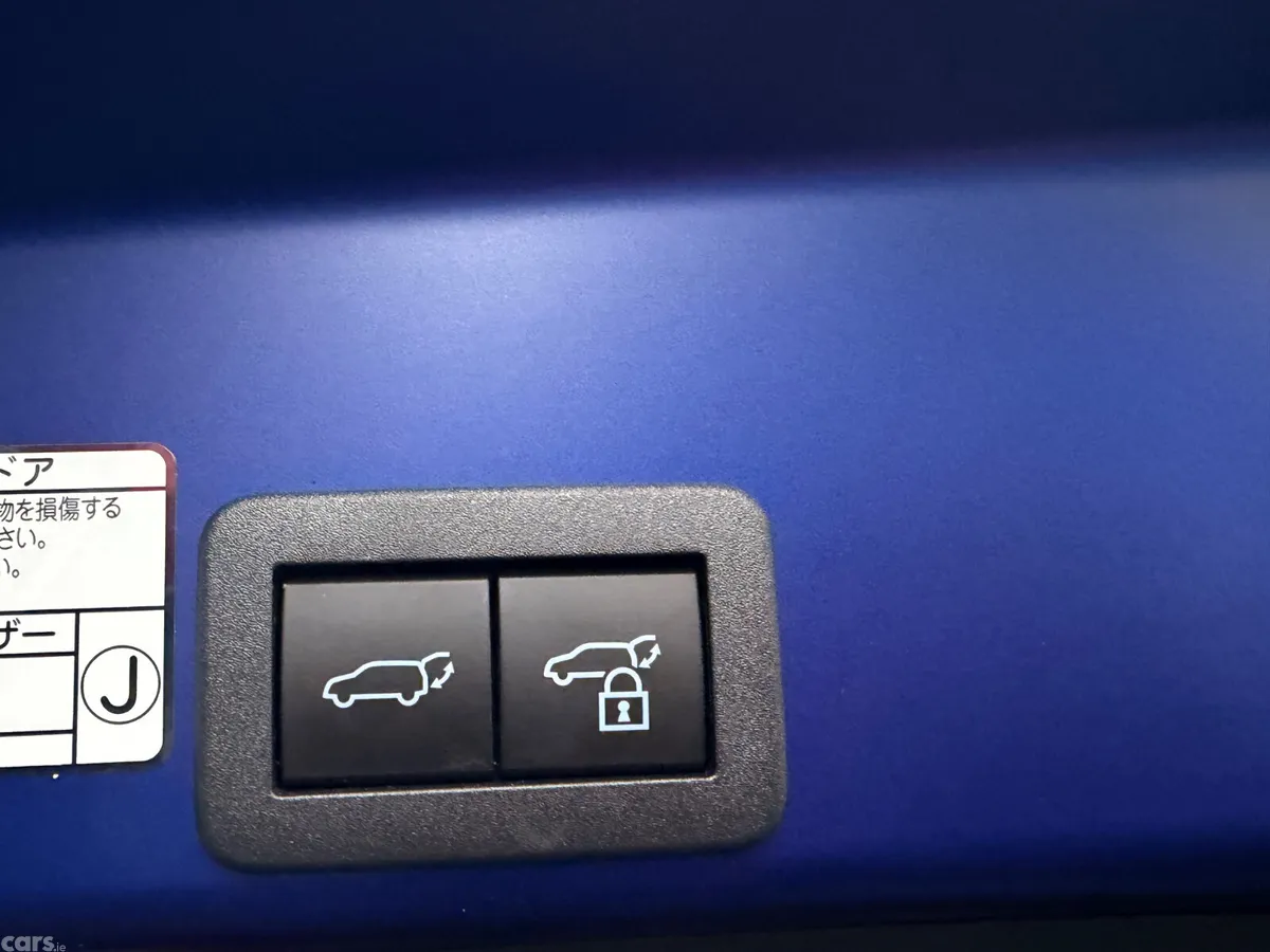 Toyota Yaris Cross MPV, Petrol Hybrid, 2021, Blue