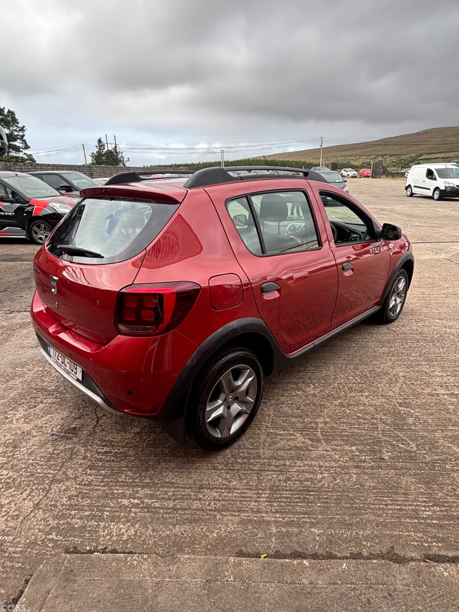 Dacia Sandero Stepway Hatchback, Diesel, 2017, Red