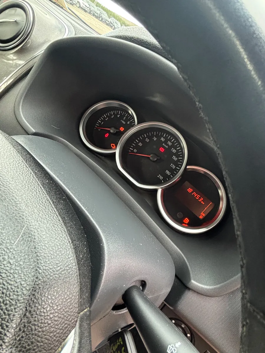 Dacia Sandero Stepway Hatchback, Diesel, 2017, Red