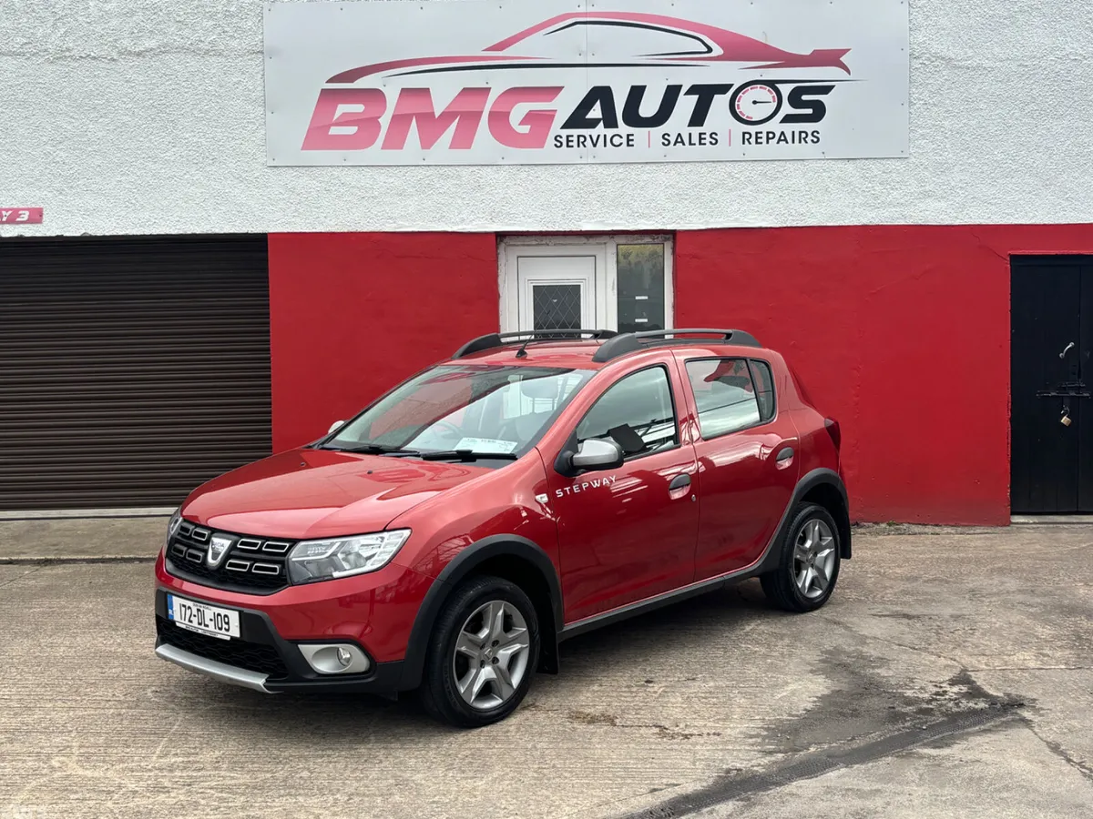 Dacia Sandero Stepway Hatchback, Diesel, 2017, Red