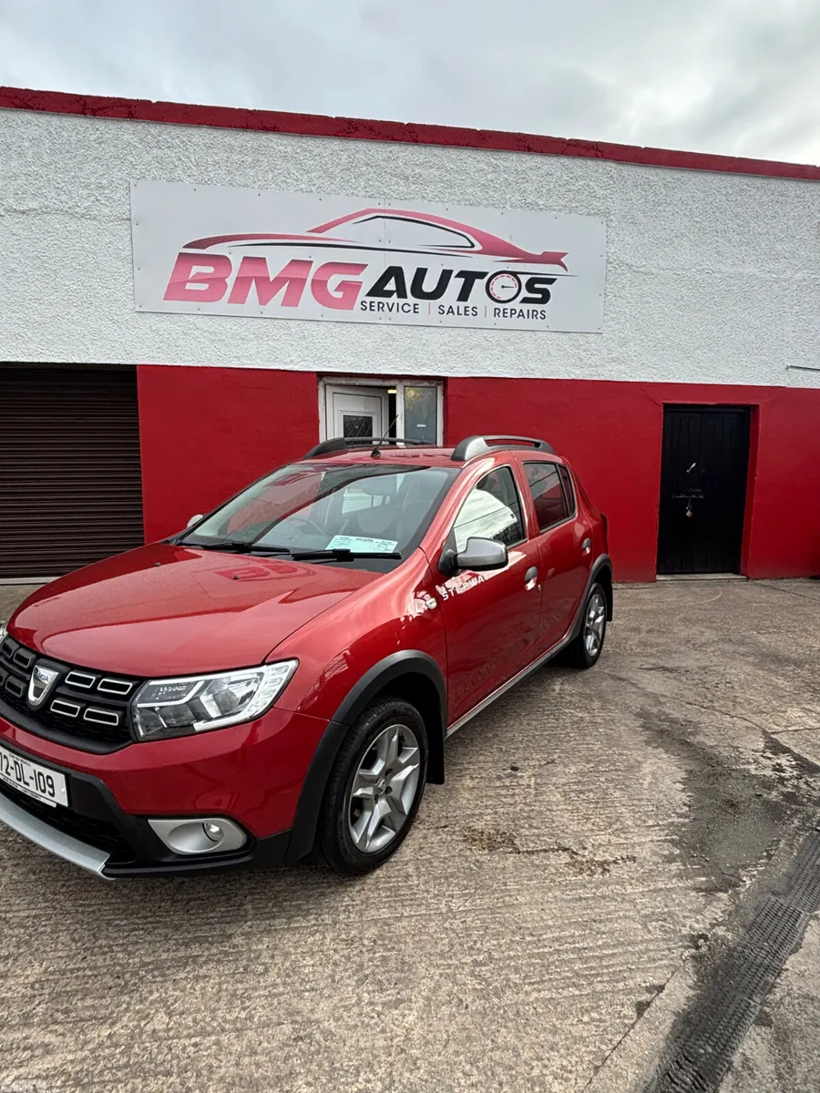 Dacia Sandero Stepway Hatchback, Diesel, 2017, Red