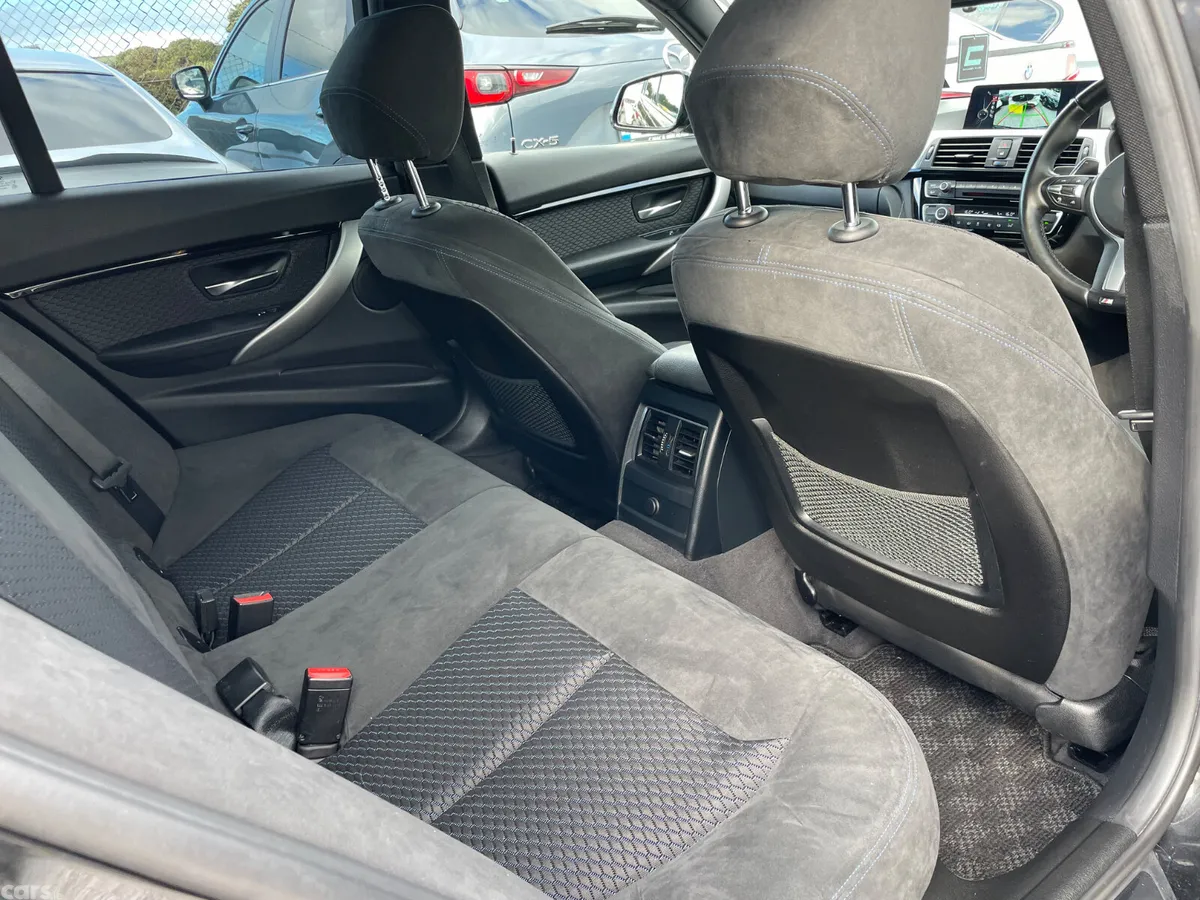 BMW 3-Series Saloon, Petrol, 2016, Black