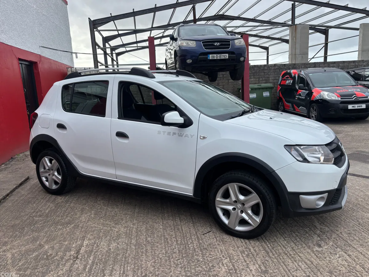 Dacia Sandero Stepway Hatchback, Petrol, 2017, White