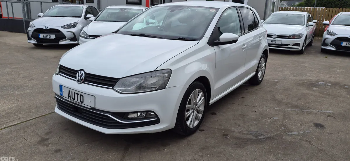 Volkswagen Polo Hatchback, Petrol, 2016, White