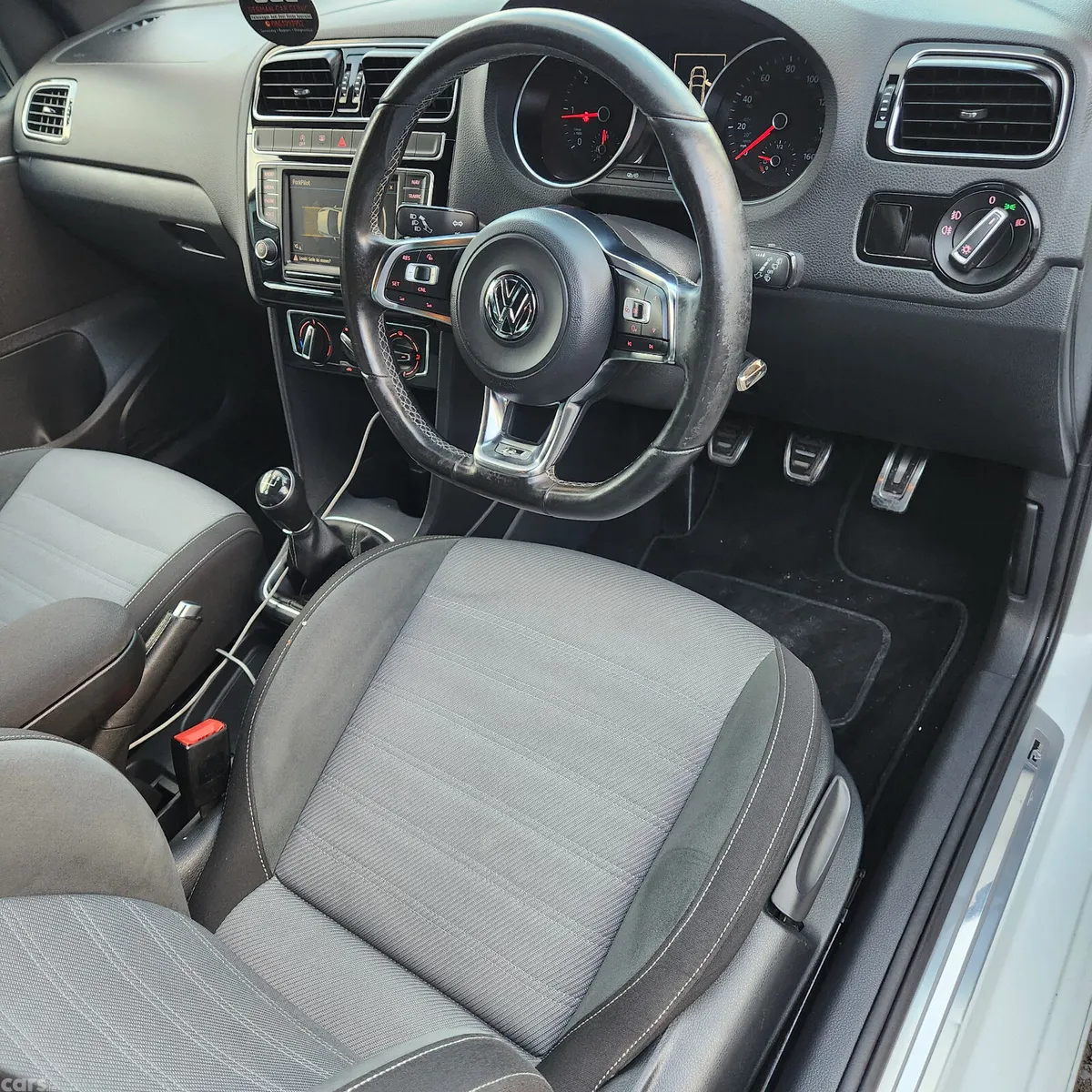 Volkswagen Polo Hatchback, Diesel, 2016, White