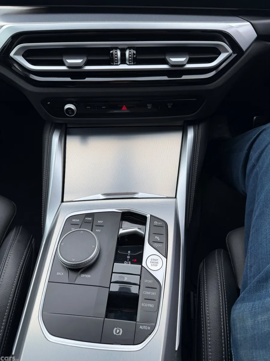 BMW 4-Series Coupe, Petrol, 2023, Green