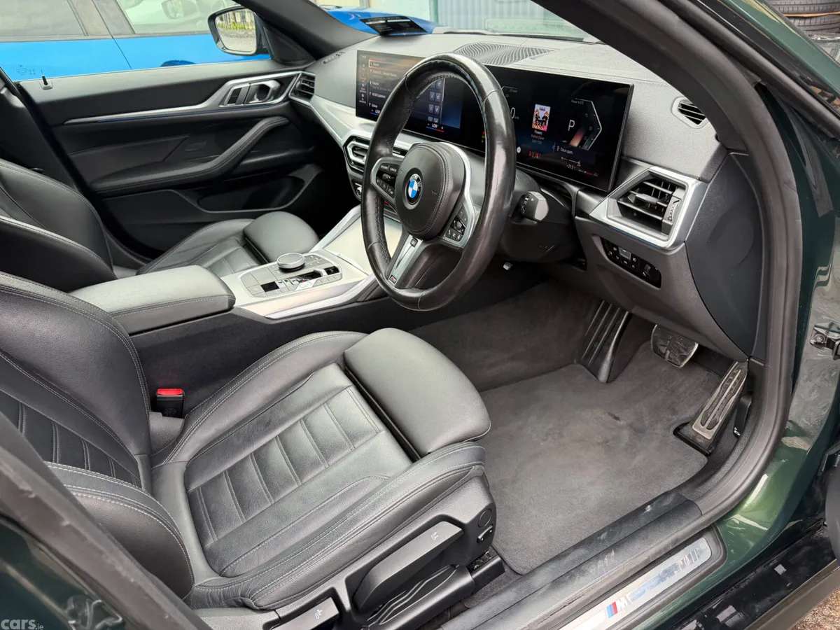 BMW 4-Series Coupe, Petrol, 2023, Green