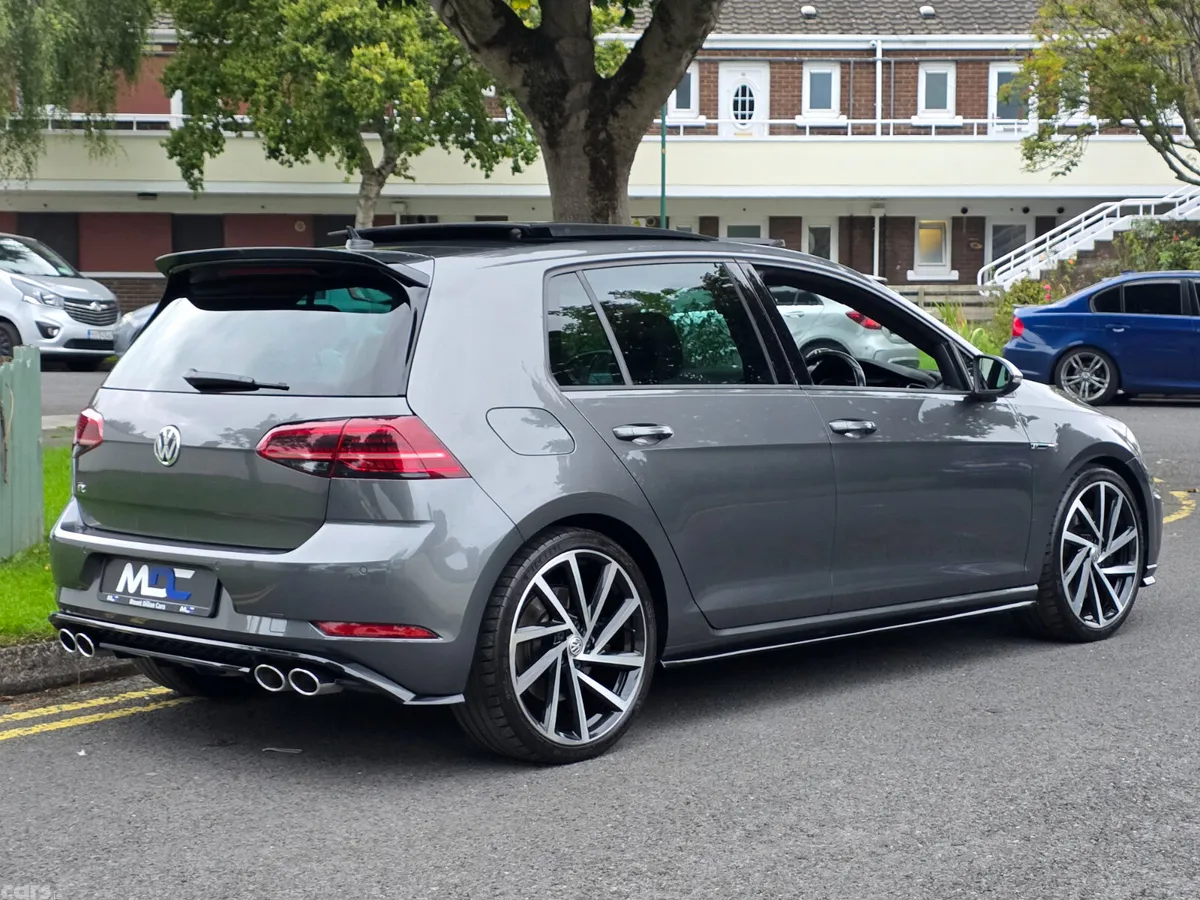Volkswagen Golf Hatchback, Petrol, 2019, Grey