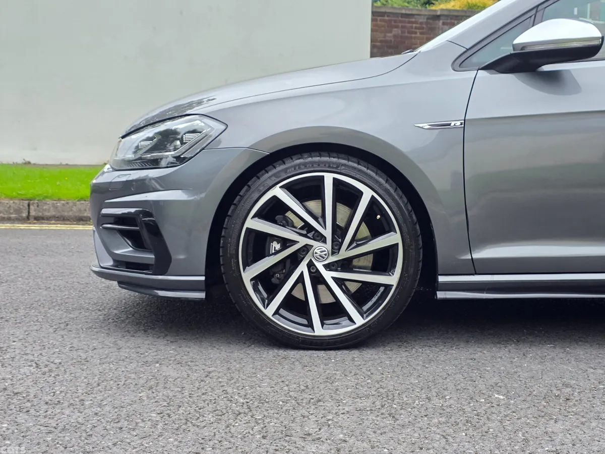 Volkswagen Golf Hatchback, Petrol, 2019, Grey