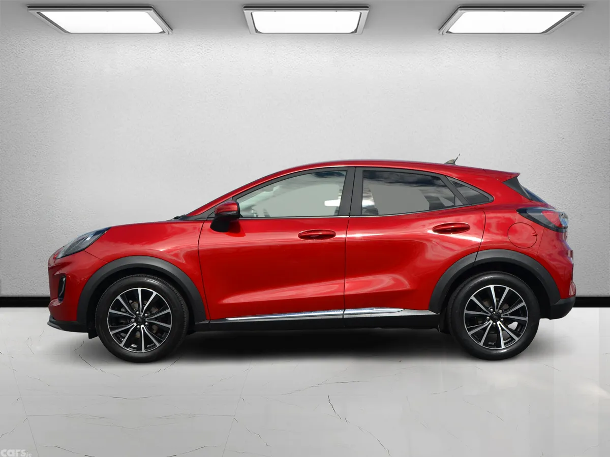 Ford Puma MPV, Petrol Hybrid, 2022, Red