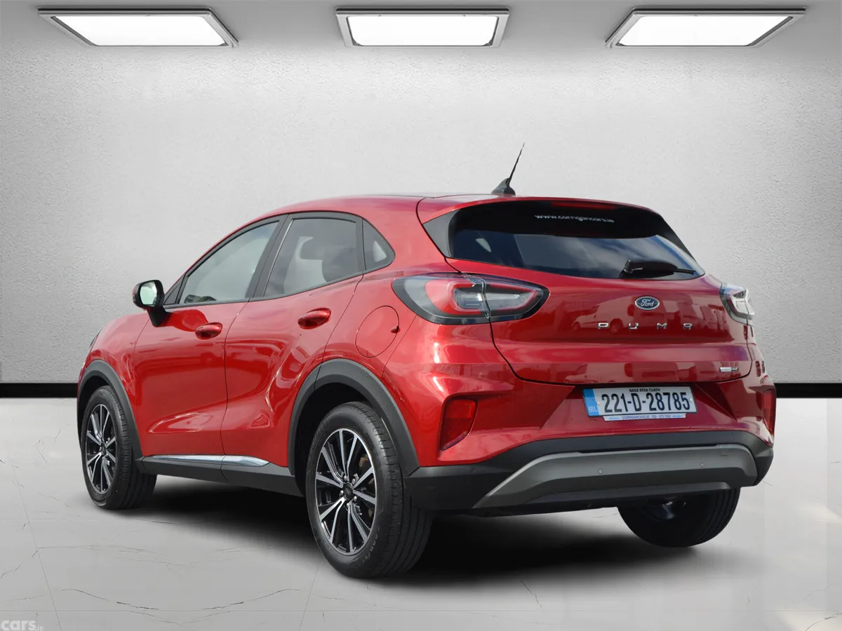 Ford Puma MPV, Petrol Hybrid, 2022, Red