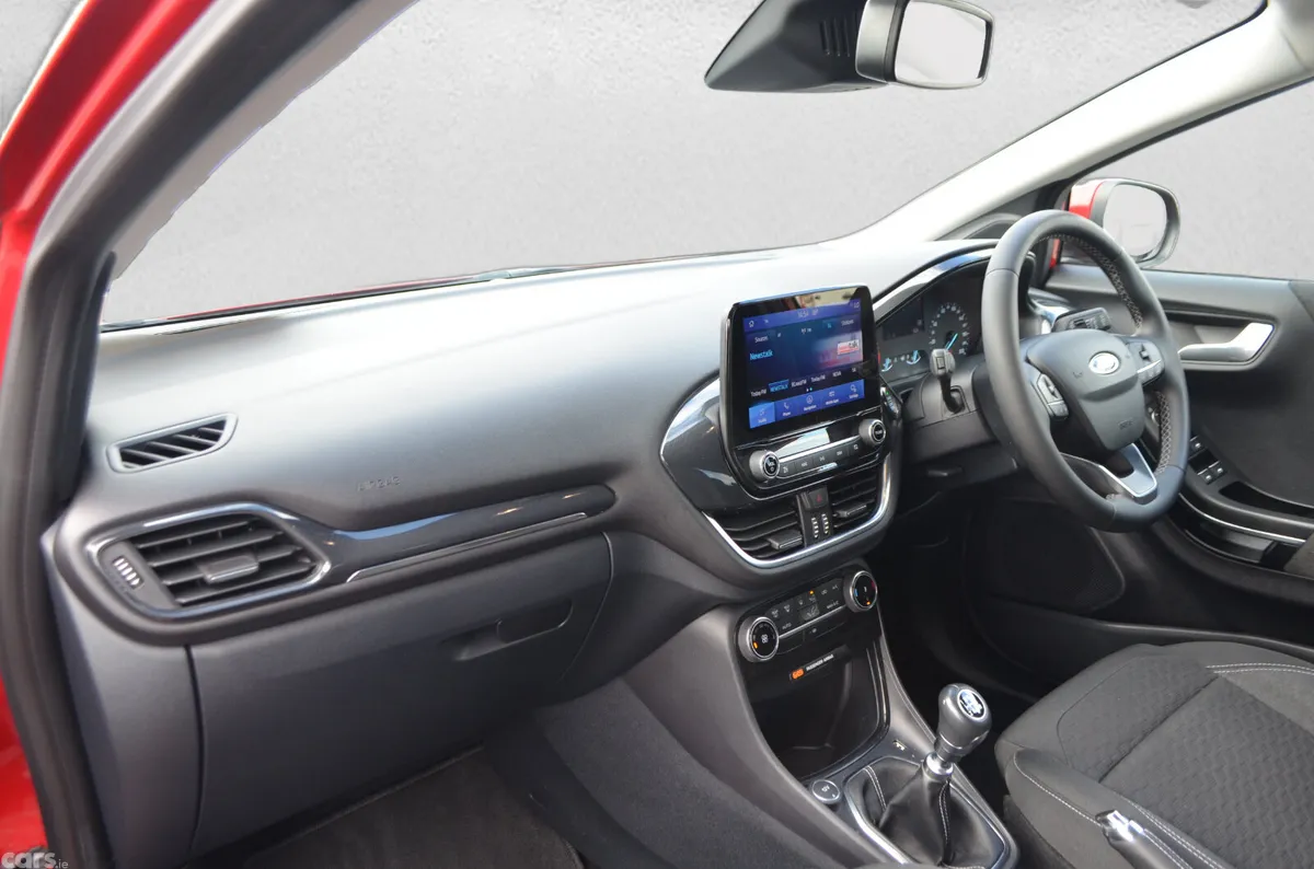Ford Puma MPV, Petrol Hybrid, 2022, Red