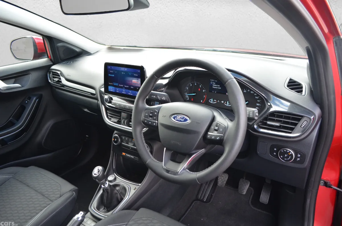 Ford Puma MPV, Petrol Hybrid, 2022, Red