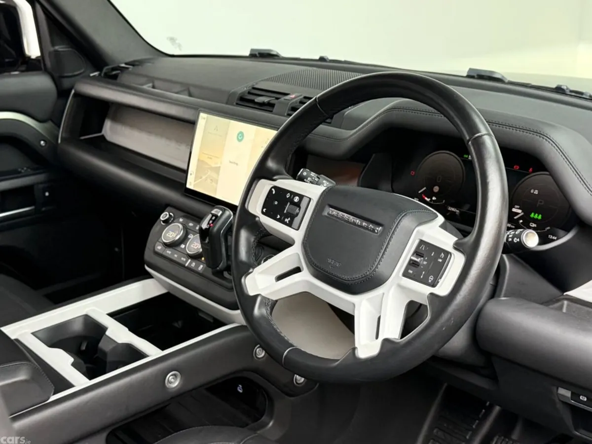 Land Rover Defender SUV, Petrol Plug-in Hybrid, 2025, Green