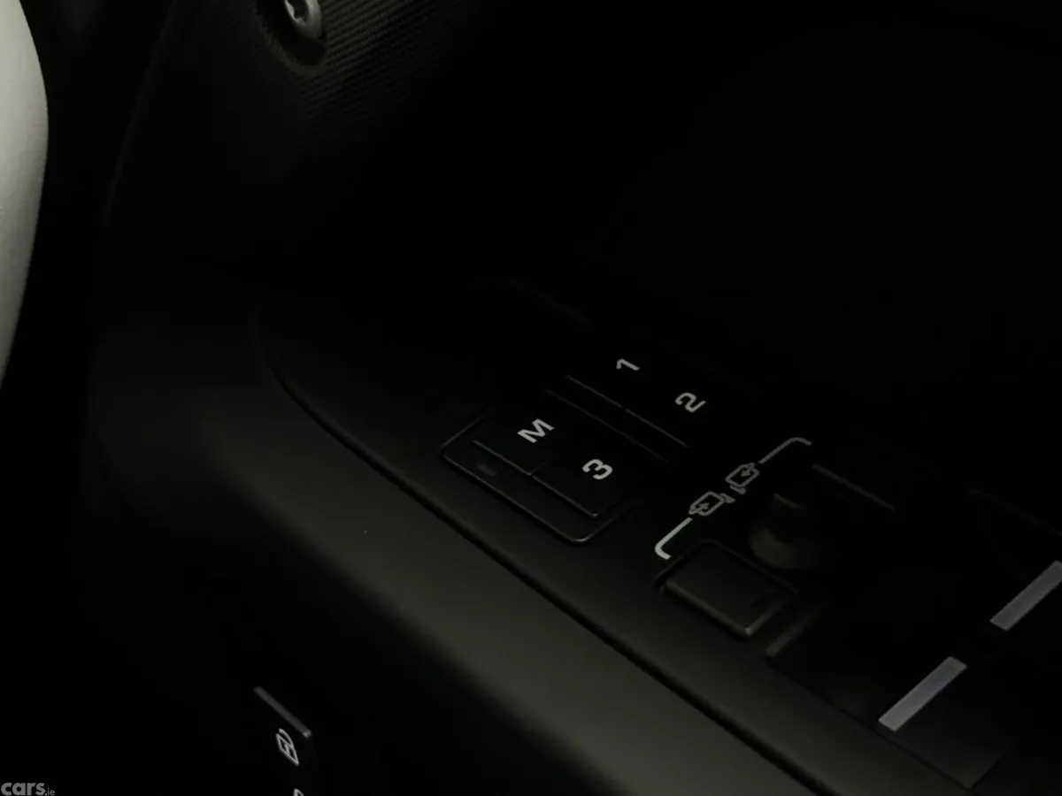 Land Rover Defender SUV, Petrol Plug-in Hybrid, 2025, Green