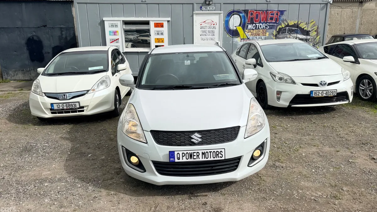 Suzuki Swift Hatchback, Petrol, 2014, White