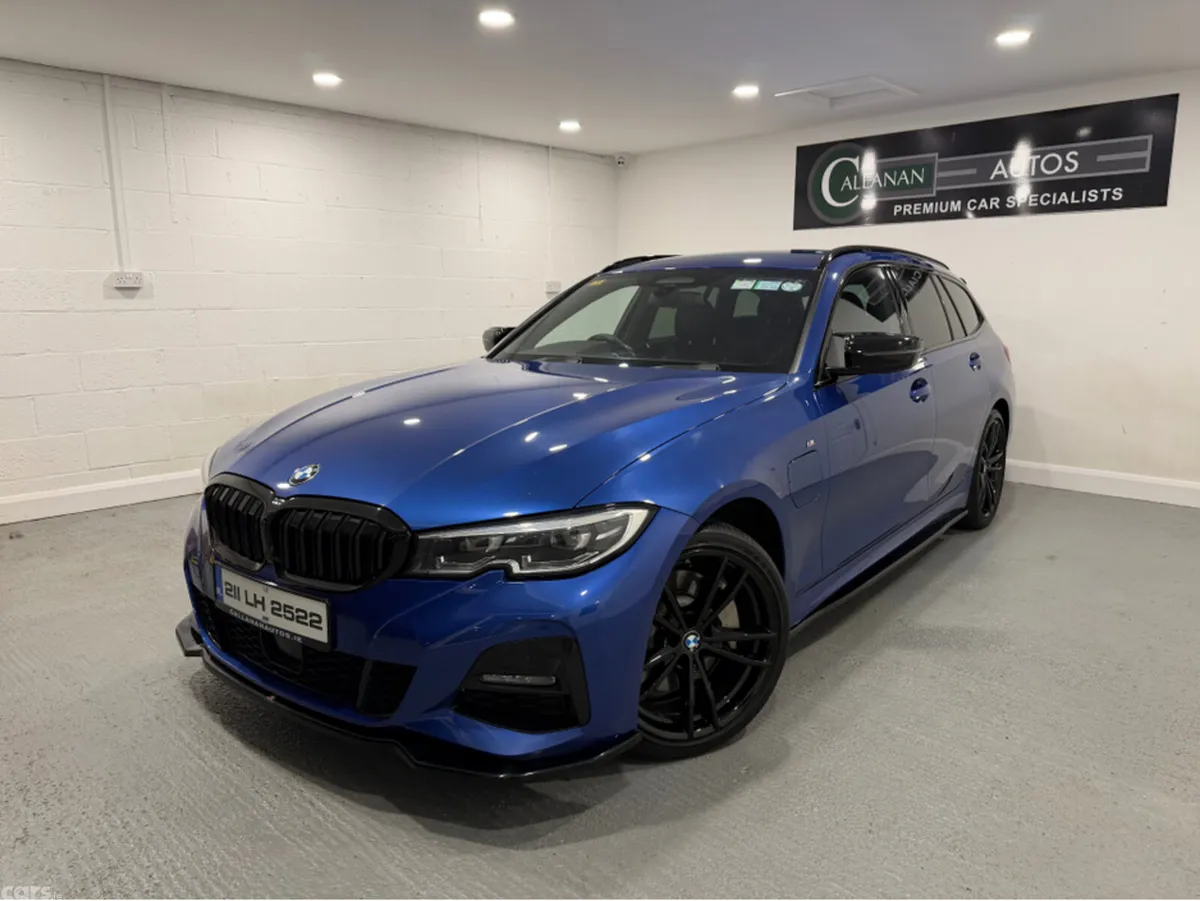 BMW 3-Series Estate, Petrol Plug-in Hybrid, 2021, Blue